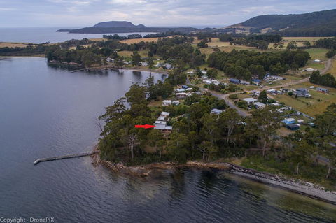 Bay Retreat Port Arthur - Hervey Bay Accommodation 1