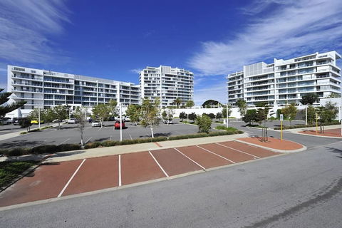 Bayview 608 - Hervey Bay Accommodation 2