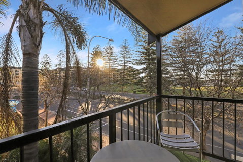 Bayview Apartments - Hervey Bay Accommodation 1