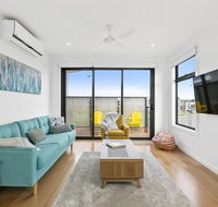Beach  Golf Stays Australia - Hervey Bay Accommodation