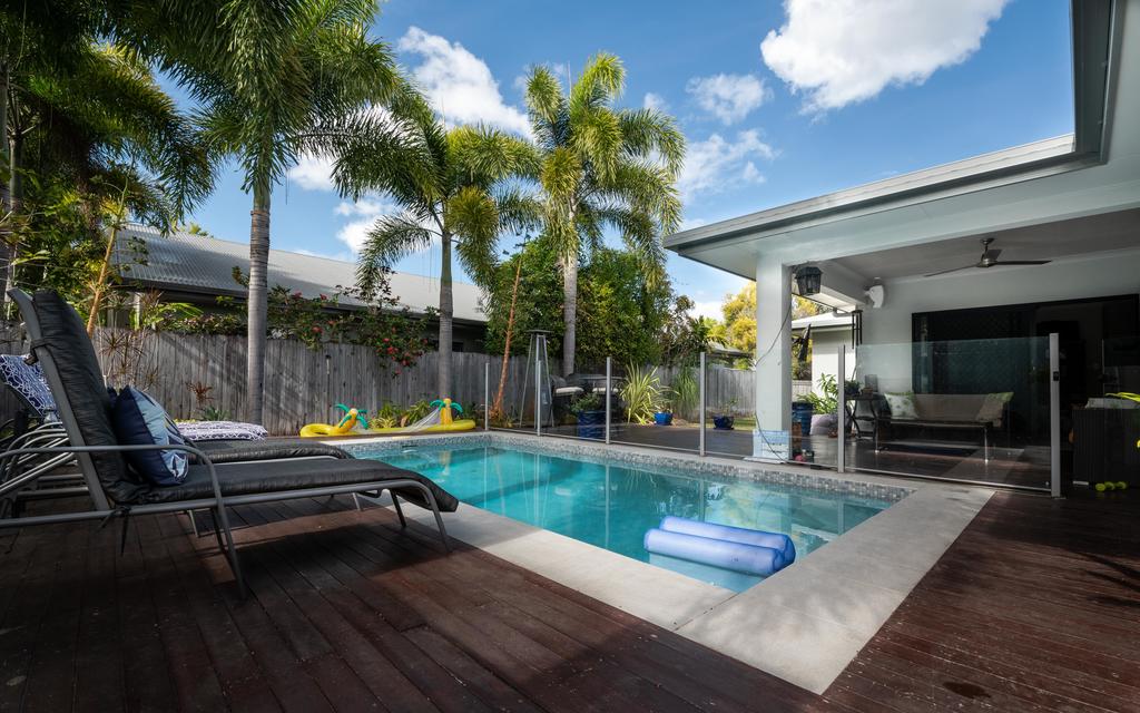 Kewarra Beach QLD Hervey Bay Accommodation