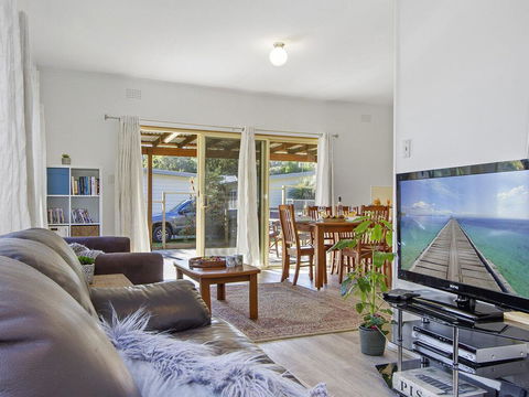 Beach Escape @ Currarong - Basic Family Accommodation - Hervey Bay Accommodation 0