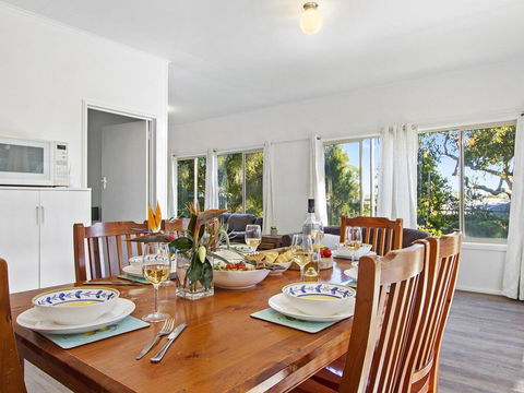 Beach Escape @ Currarong - Basic Family Accommodation - Hervey Bay Accommodation 1