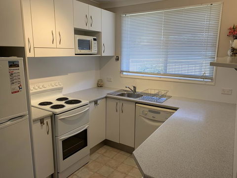 Beach Haven Villa - Tourism Hervey Bay 2