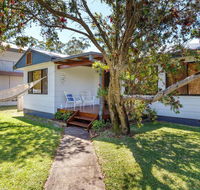 Beach House - Hervey Bay Accommodation