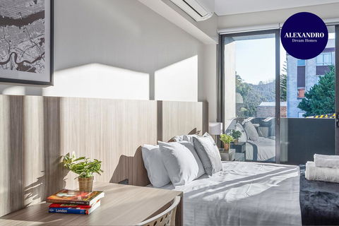 BEACH LOCATION STUDIO // CLOVELLY 3 - Hervey Bay Accommodation 0