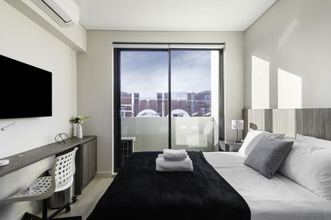 BEACH LOCATION STUDIO // CLOVELLY 5 - Hervey Bay Accommodation 2