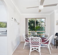 Beach Paradise  Anna Bay - Hervey Bay Accommodation