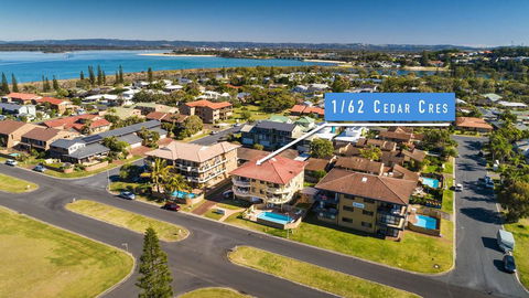 Beach Point - East Ballina - Tourism Hervey Bay 0