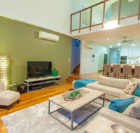 Beach Road Holiday Homes - Tourism Hervey Bay