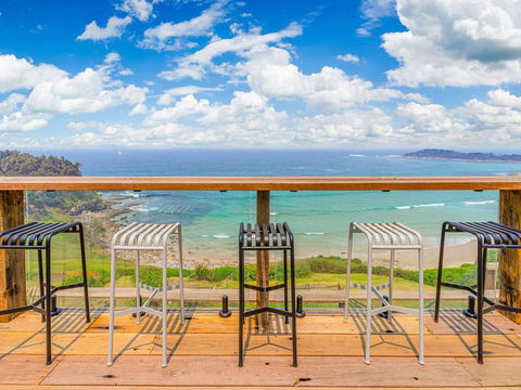 Beach Shack On Main Yamba Magnificent Views Photos Available Shortly Free WiFi - Hervey Bay Accommodation 0