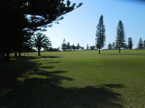 Beach Side Garden Apartment - Hervey Bay Accommodation 2