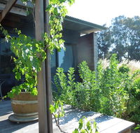 Beach Side Garden Apartment - Hervey Bay Accommodation