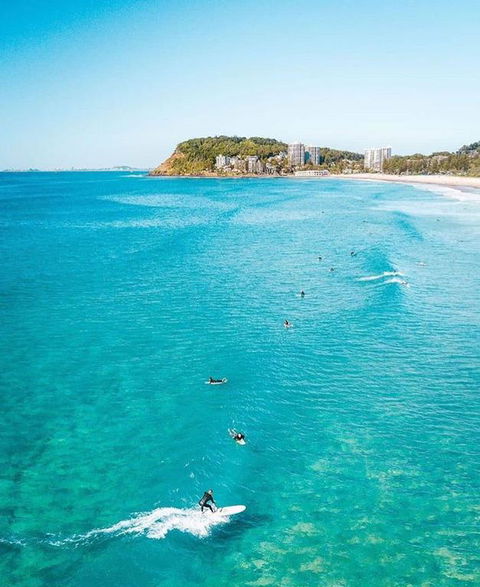 Beach Side Ocean Burleigh Heads 3 Bedroom Family Accomodation - Tourism Hervey Bay 3