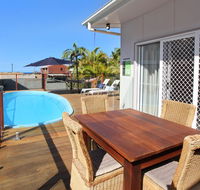 BEACH SHOPS  FABULOUS VACATION HOME - Tourism Hervey Bay