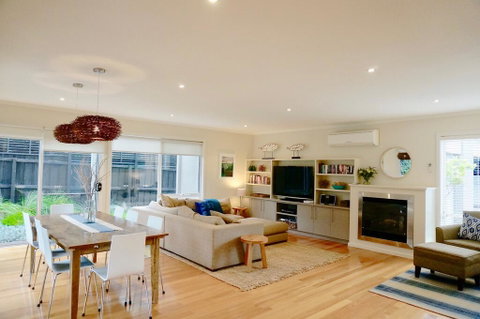 Beachcomber - Hervey Bay Accommodation 0