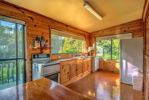 Beachcroft - Hervey Bay Accommodation 3