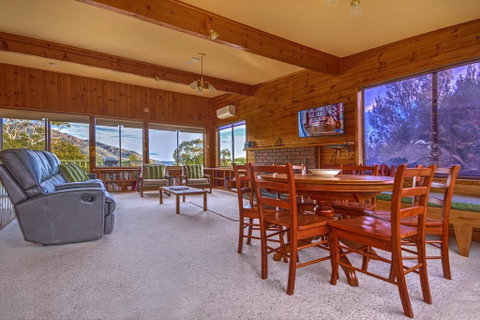 Beachcroft - Hervey Bay Accommodation 2