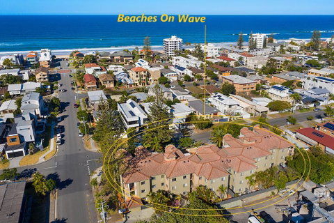 Beaches On Wave Street - Hervey Bay Accommodation 2