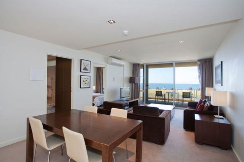 Beachfront Resort Torquay, Australia - Hervey Bay Accommodation 3