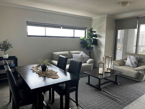 Republic Apartment - Hervey Bay Accommodation 2