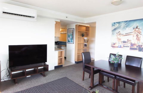 Republic Apartment - Hervey Bay Accommodation 0