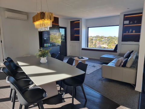 RESIDENTIAL 4 BEDROOM House - Hervey Bay Accommodation 0