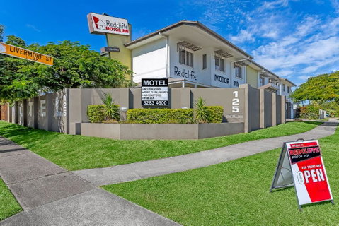 Redcliffe Motor Inn - Hervey Bay Accommodation 0
