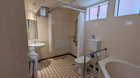 River Motel - Tourism Hervey Bay 1
