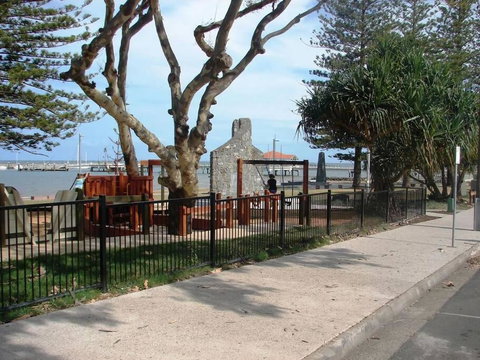 Redcliffe Villa - Hervey Bay Accommodation 2