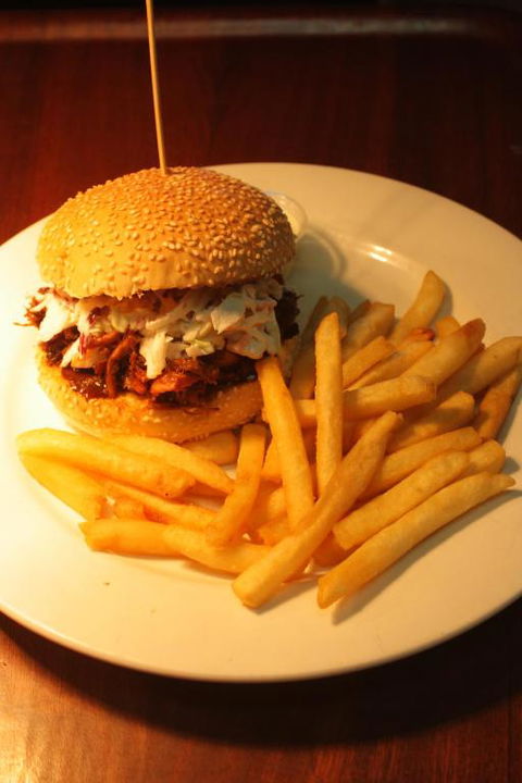 Redearth Boutique Hotel - Hervey Bay Accommodation 1