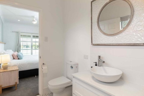 Redims Hill Cottage - Hervey Bay Accommodation 2