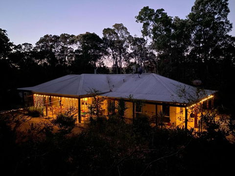 Redtail House - Carlotta - Tourism Hervey Bay 2
