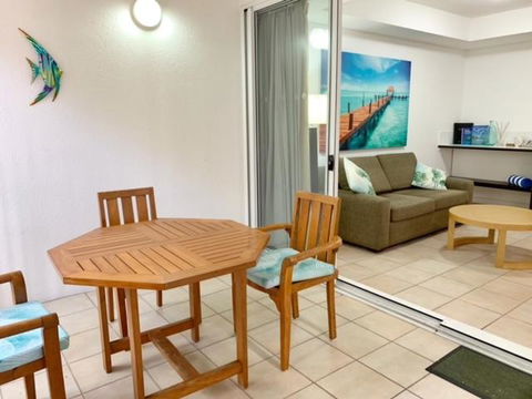REEF RETREAT APARTMENTS PALM COVE Unit 11 - Tourism Hervey Bay 3