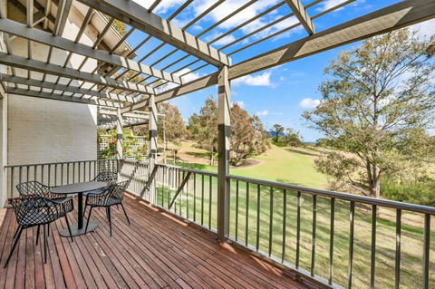 Refreshing Valley Escape - Hervey Bay Accommodation 0
