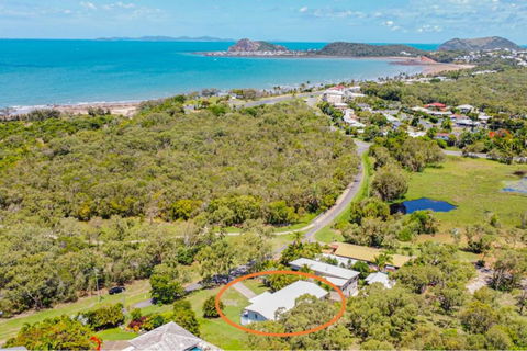 RELAX @48 CLOSE TO BEACH Sleeps 7 - Tourism Hervey Bay 0
