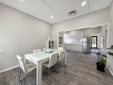 Relax At Gossan - Tourism Hervey Bay 0