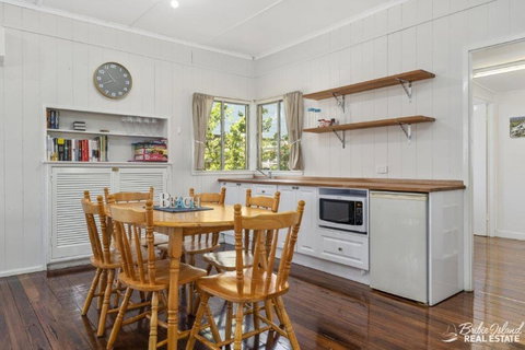 Relax On Rickman - Tourism Hervey Bay 1