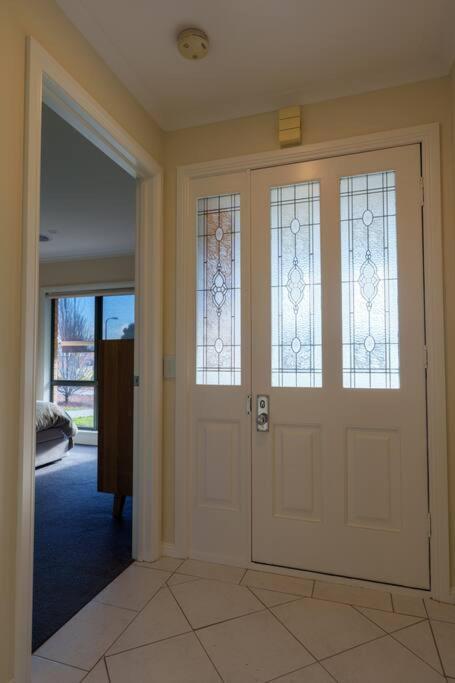 Relaxing 3bd In Tranquil Setting - Hervey Bay Accommodation 3
