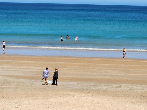 Relaxing Beachside Getaway Home - Hervey Bay Accommodation 1