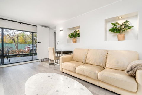 Renovated Townhouse Close To The CBD And Schools - Tourism Hervey Bay 1