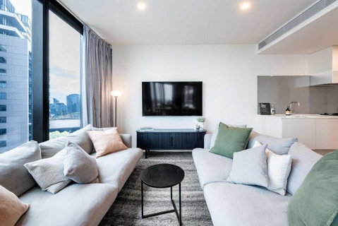 Resort Style Living 2 Bed Apt With Pool BBQ - Hervey Bay Accommodation 0
