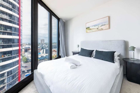 Resort Style Living 2 Bed Apt With Pool BBQ - Hervey Bay Accommodation 3
