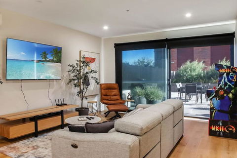 Retreat On Bellerine I Corporate Or Getaway - Tourism Hervey Bay 0