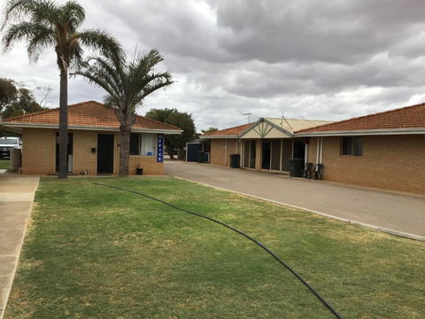 Rhodeside Lodge - Hervey Bay Accommodation 0