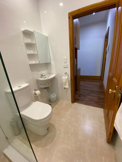 RIALTO SUITES Fremantle - Hervey Bay Accommodation 2