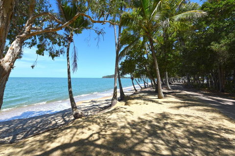 Ribbons Beachfront Apartments Clifton Beach - Tourism Hervey Bay 1