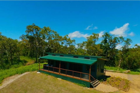 Ridge Cabin - Stunning Views - 5km From Neighbours - Tourism Hervey Bay 1