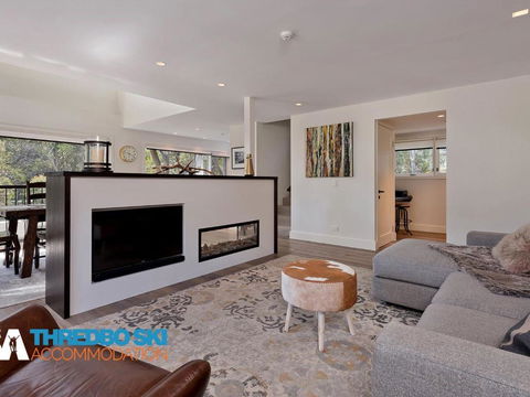 Ridge Creek 1 - Tourism Hervey Bay 0