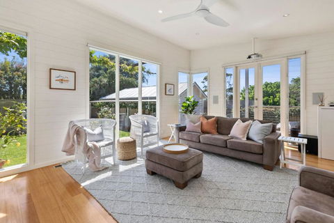 RIPVIEW In Old Lonnie - Tourism Hervey Bay 3